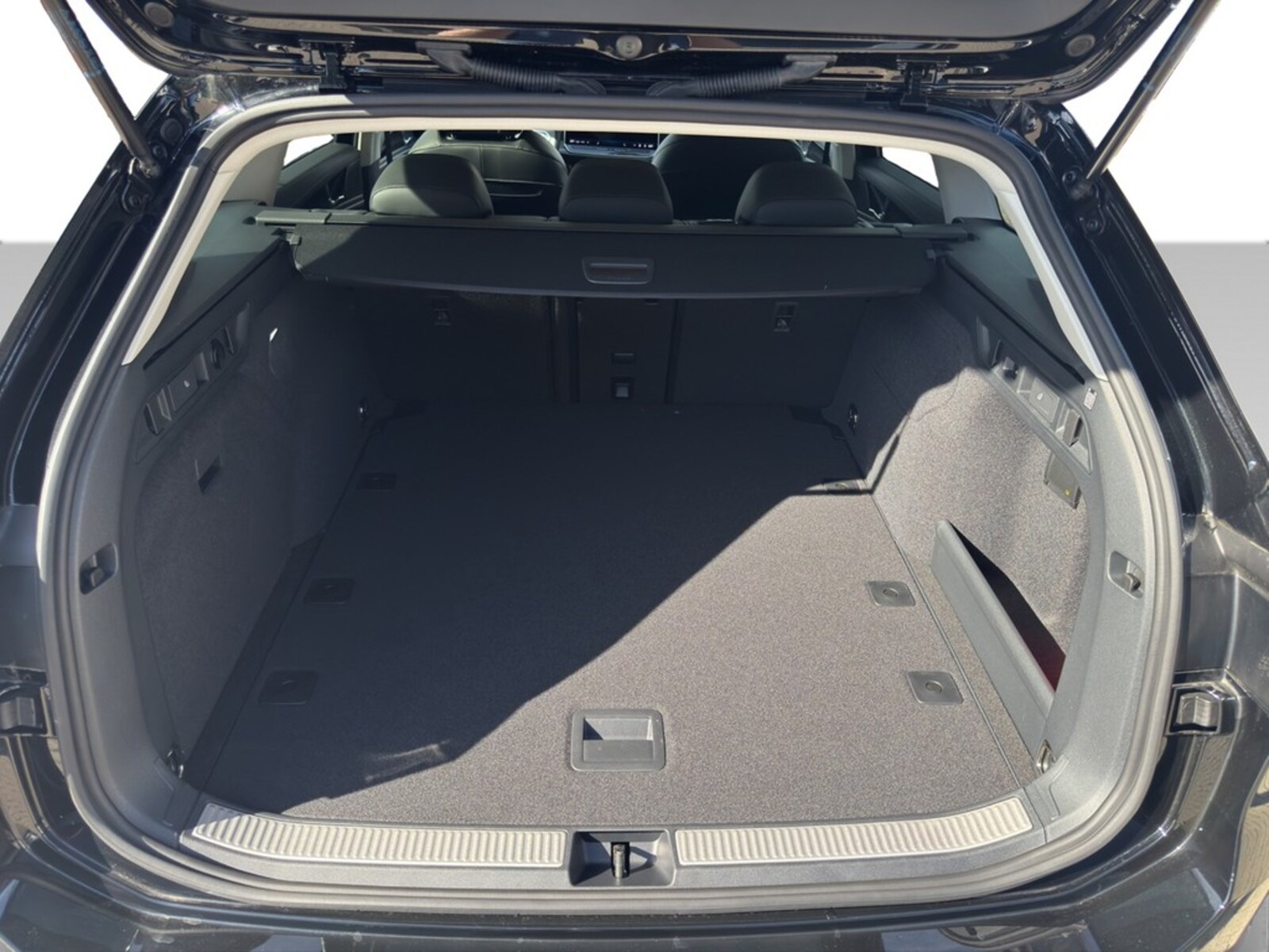 Volkswagen Passat – Bild 9