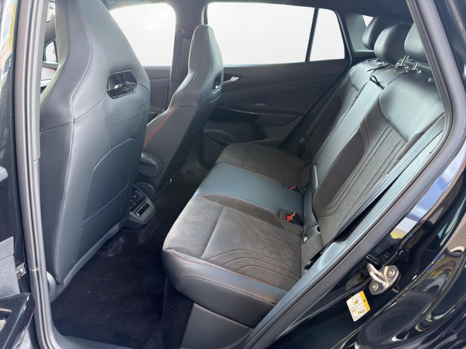Volkswagen ID.4 – Bild 11