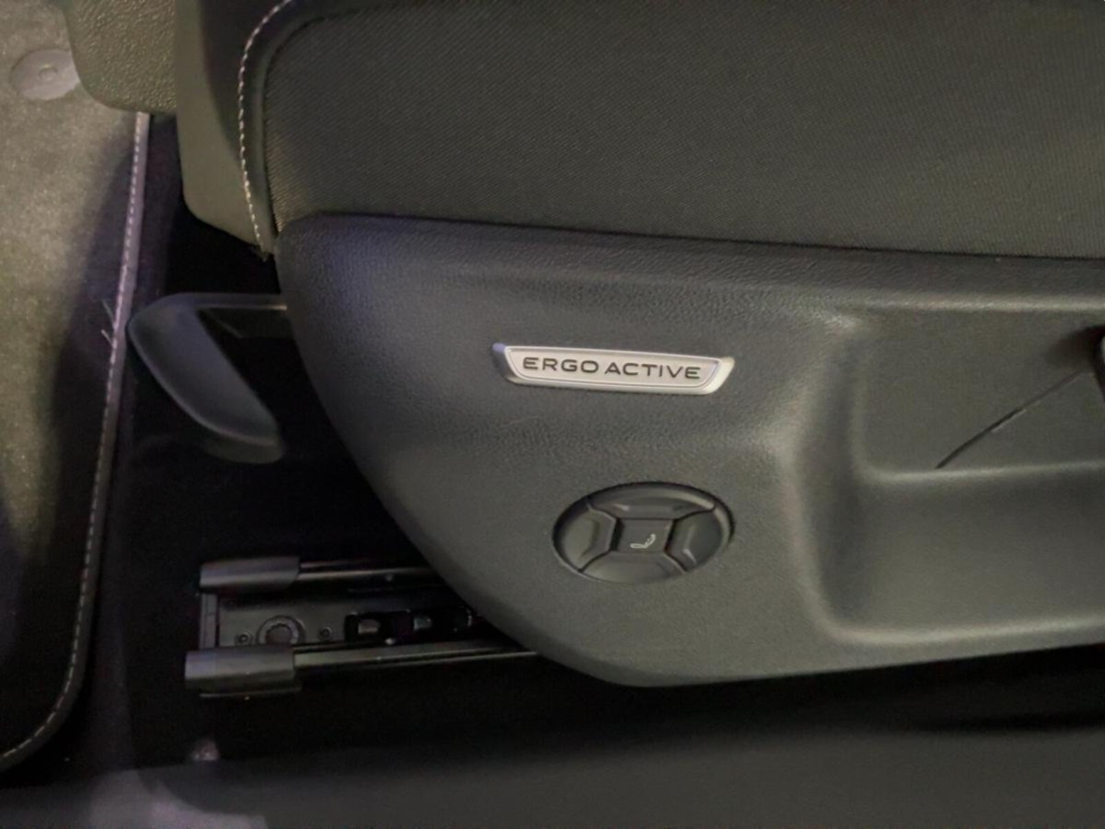 Volkswagen Tiguan – Bild 16