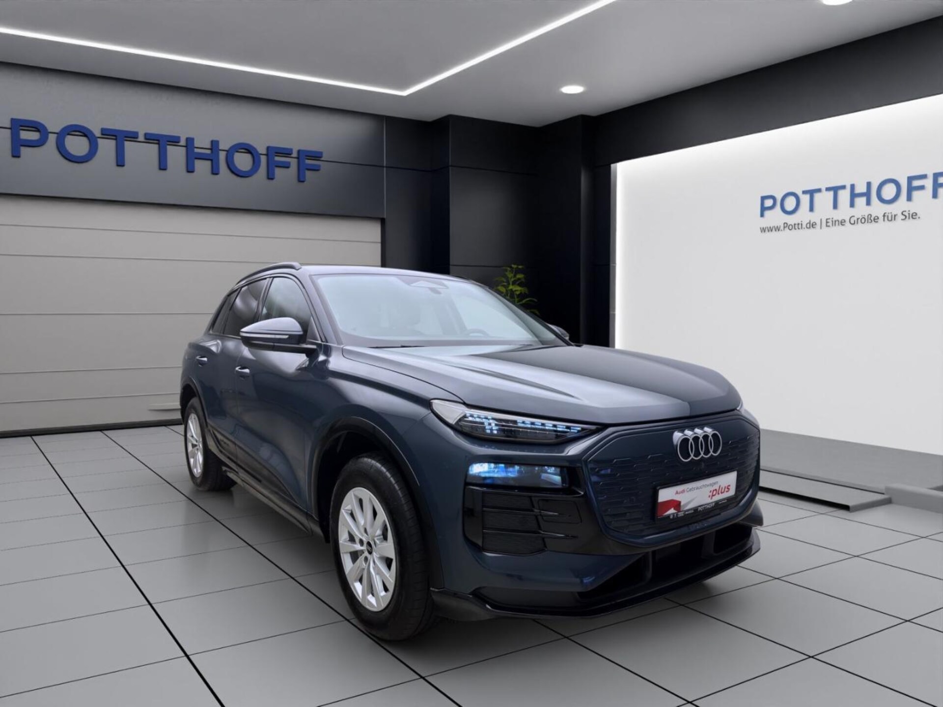 Audi Q6 SUV e-tron