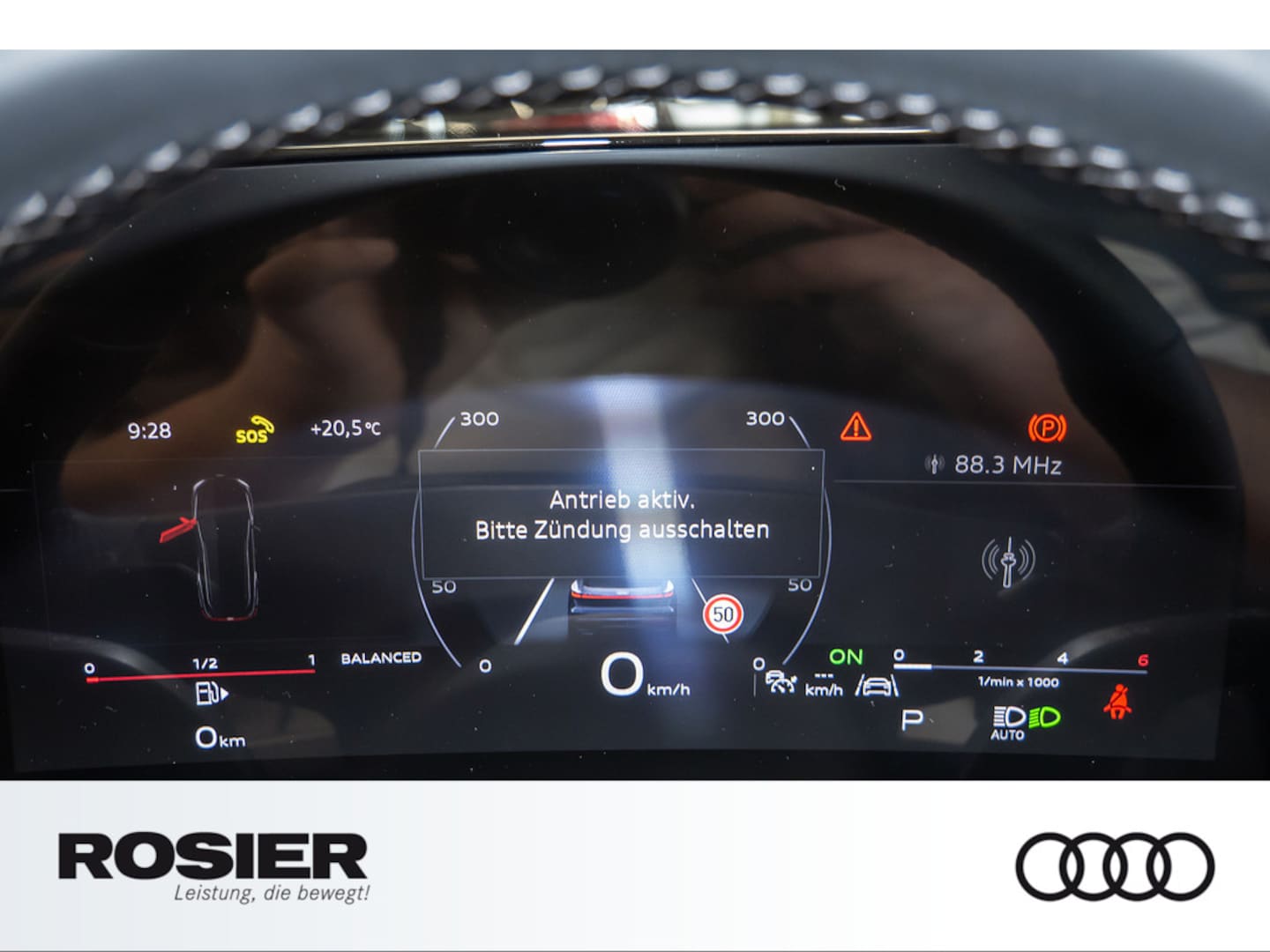 Bild über Audi Q5 SUV TDI quattro 150 kW S tronic - für weitere Informationen kontaktieren Sie den Audi Partner