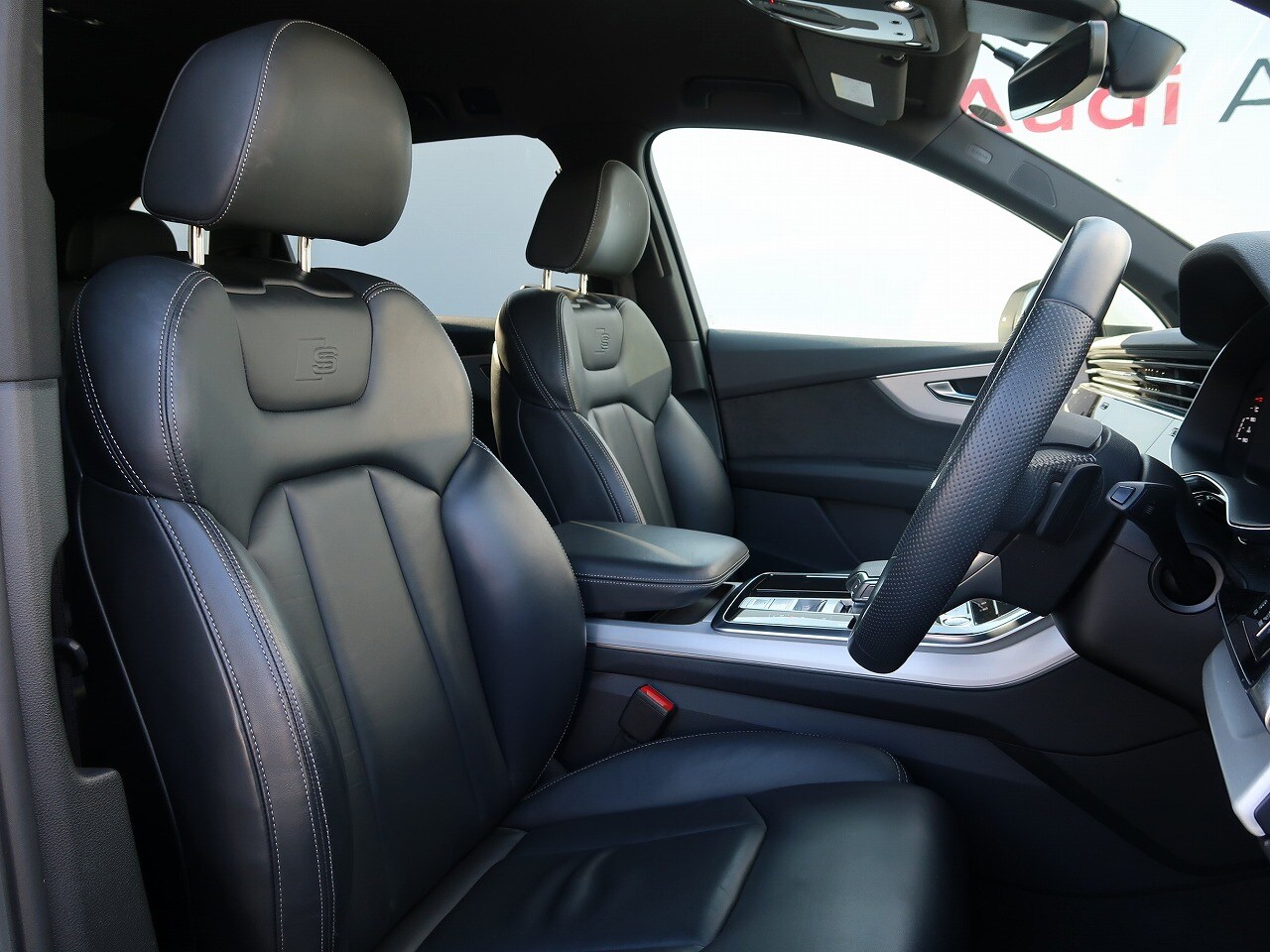 Image about Audi Q7 55 TFSI quattro S line