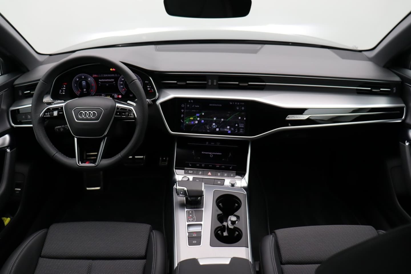 Bild über Audi A6 Avant S line 45 TDI quattro S tronic - für weitere Informationen kontaktieren Sie den Audi Partner