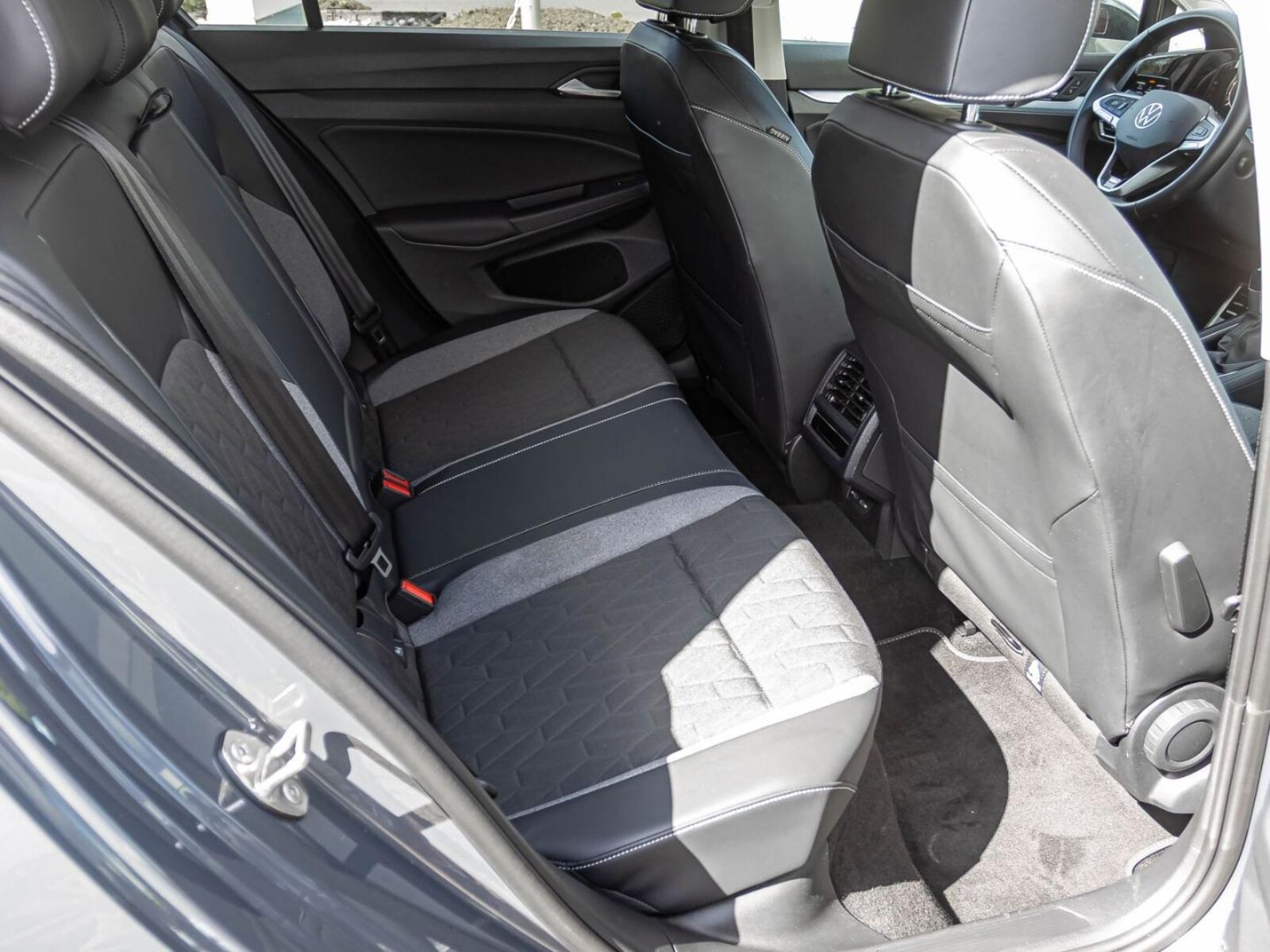 Volkswagen Golf – Bild 17