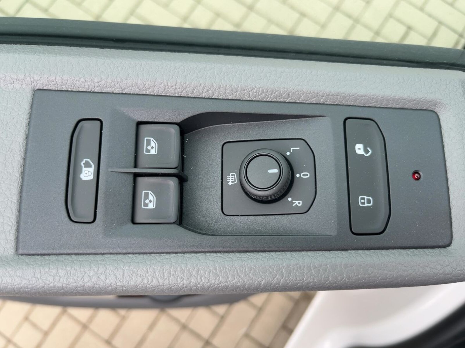Volkswagen T6.1 Transporter Kasten kurzer Radstand – Bild 14