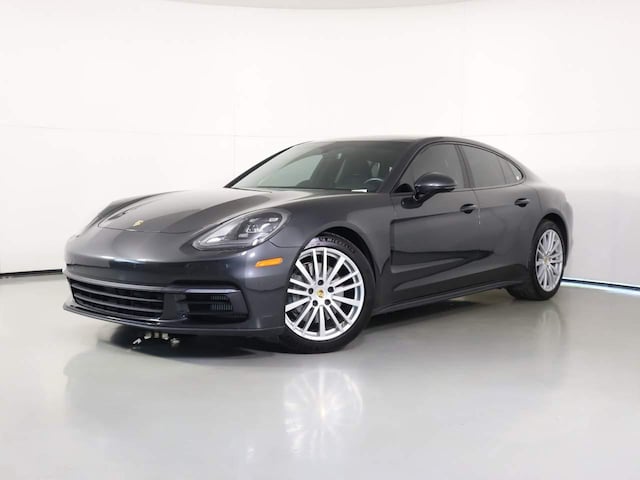 2017 Porsche Panamera