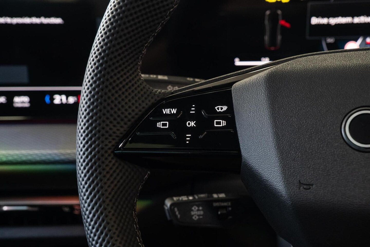 Image about Audi Q5 SUV TDI quattro 150 kW sport