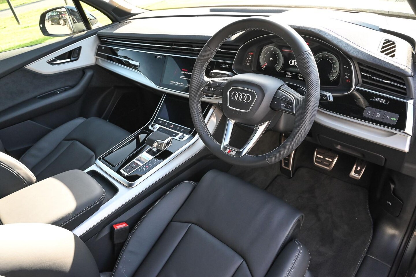 Image about Audi Q7 SUV Q7 S line TDI quattro tiptronic