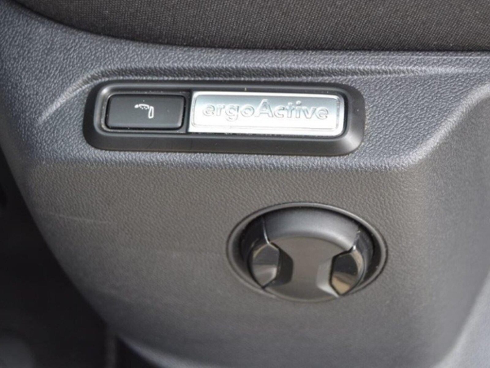 Volkswagen T-Roc – Bild 18
