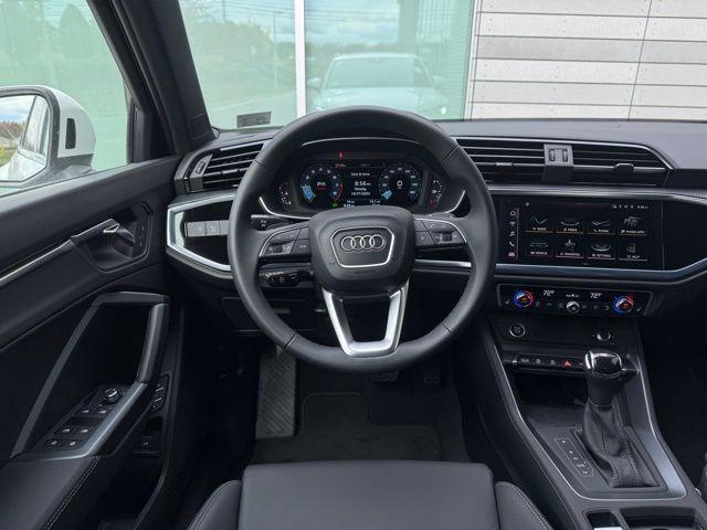 2025 Audi Q3 S Line Premium - Photo 11