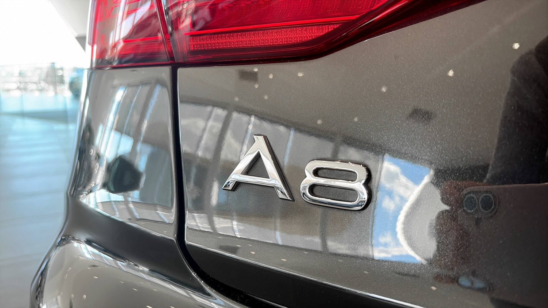 Bild som visar Audi A8 A8 50 TDI quattro 286 hk tiptronic - för mer information kontakta din Audi Partner