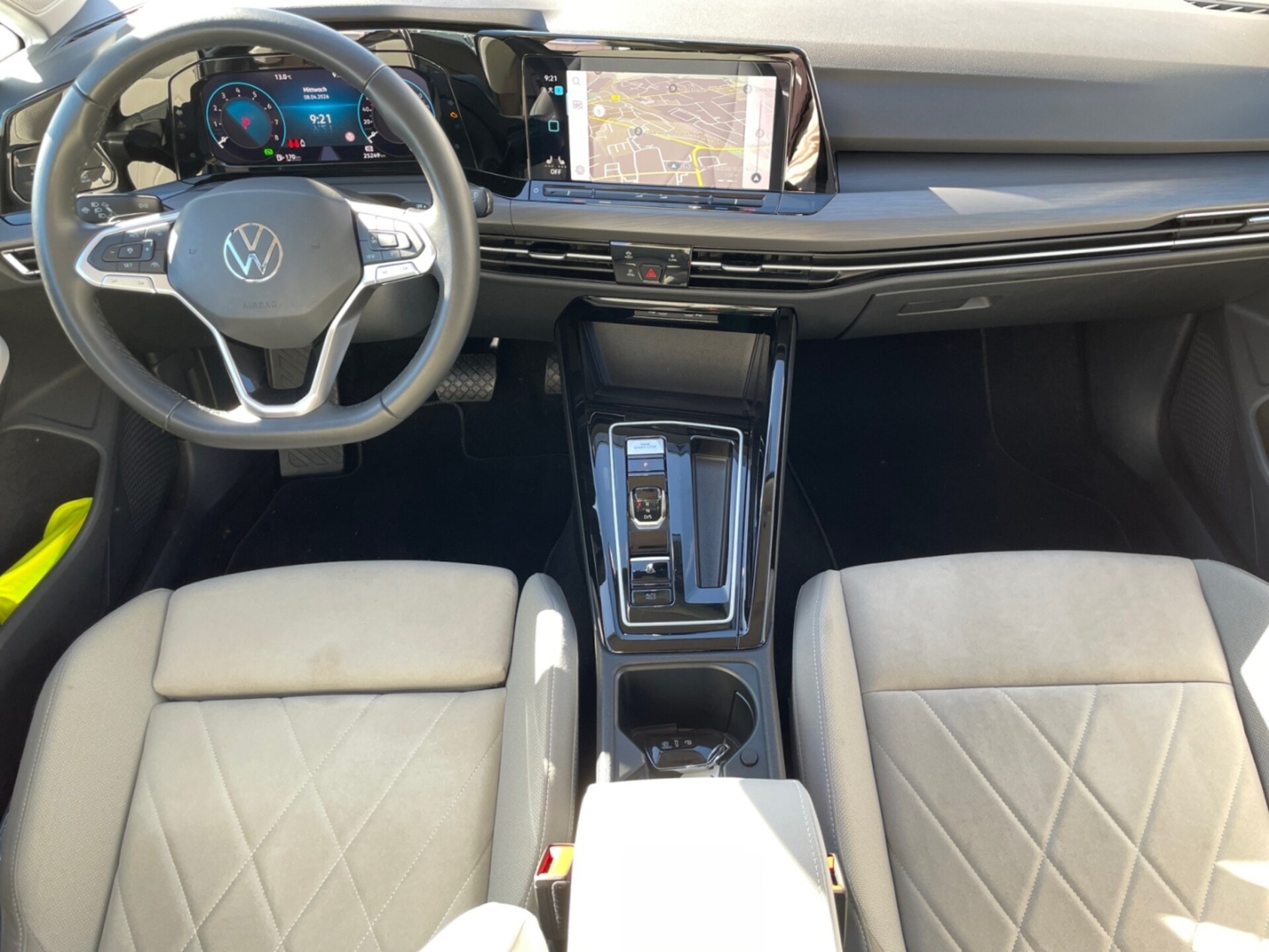 Volkswagen Golf Style