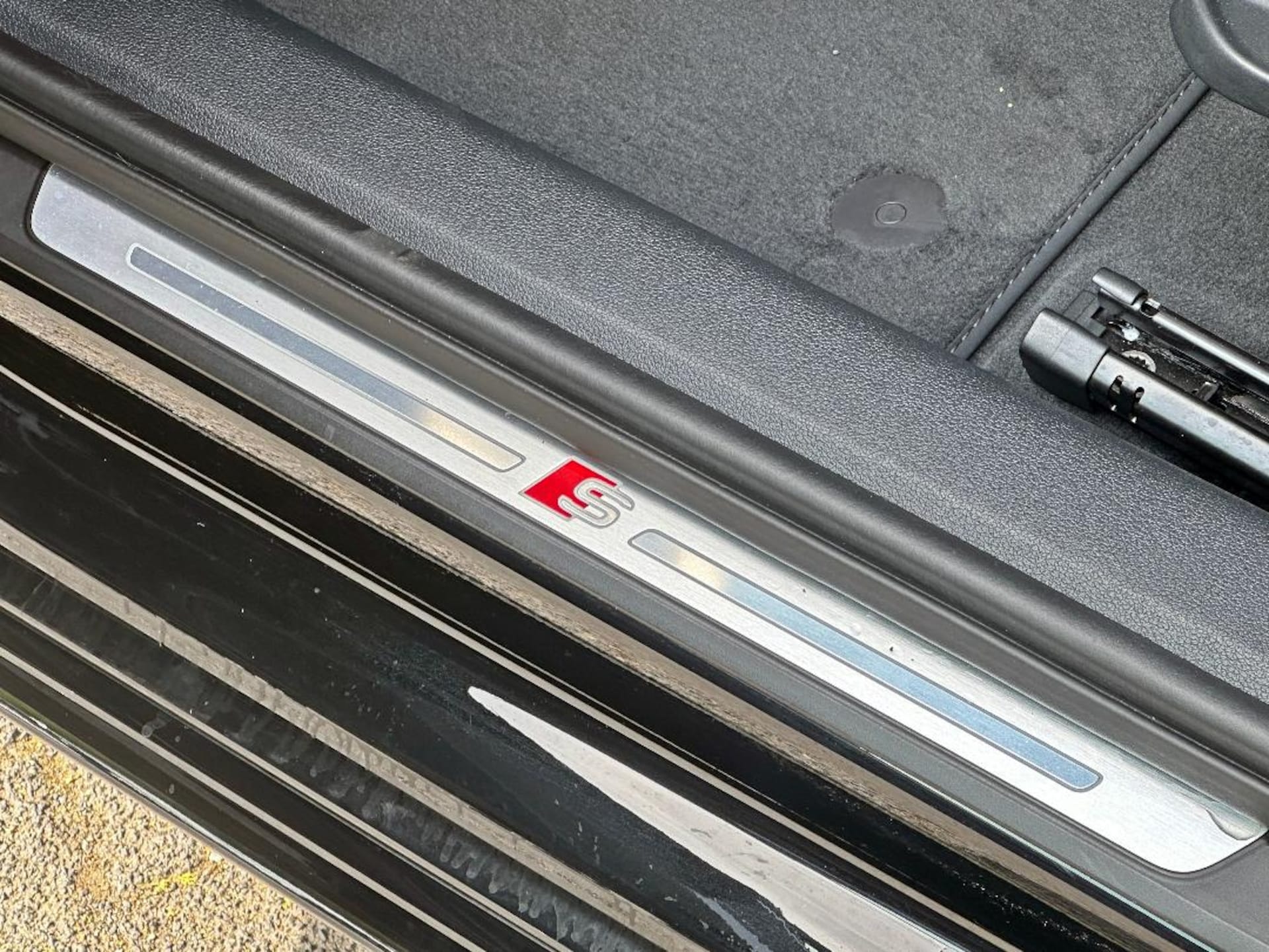 Audi A4 Avant S line