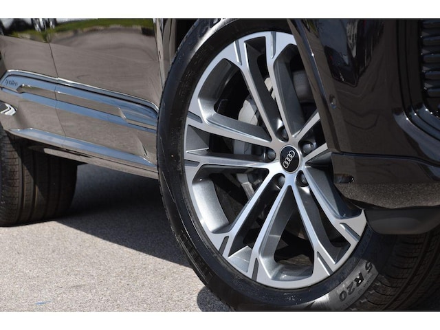 2026 Audi Q7 Premium Plus - Photo 10