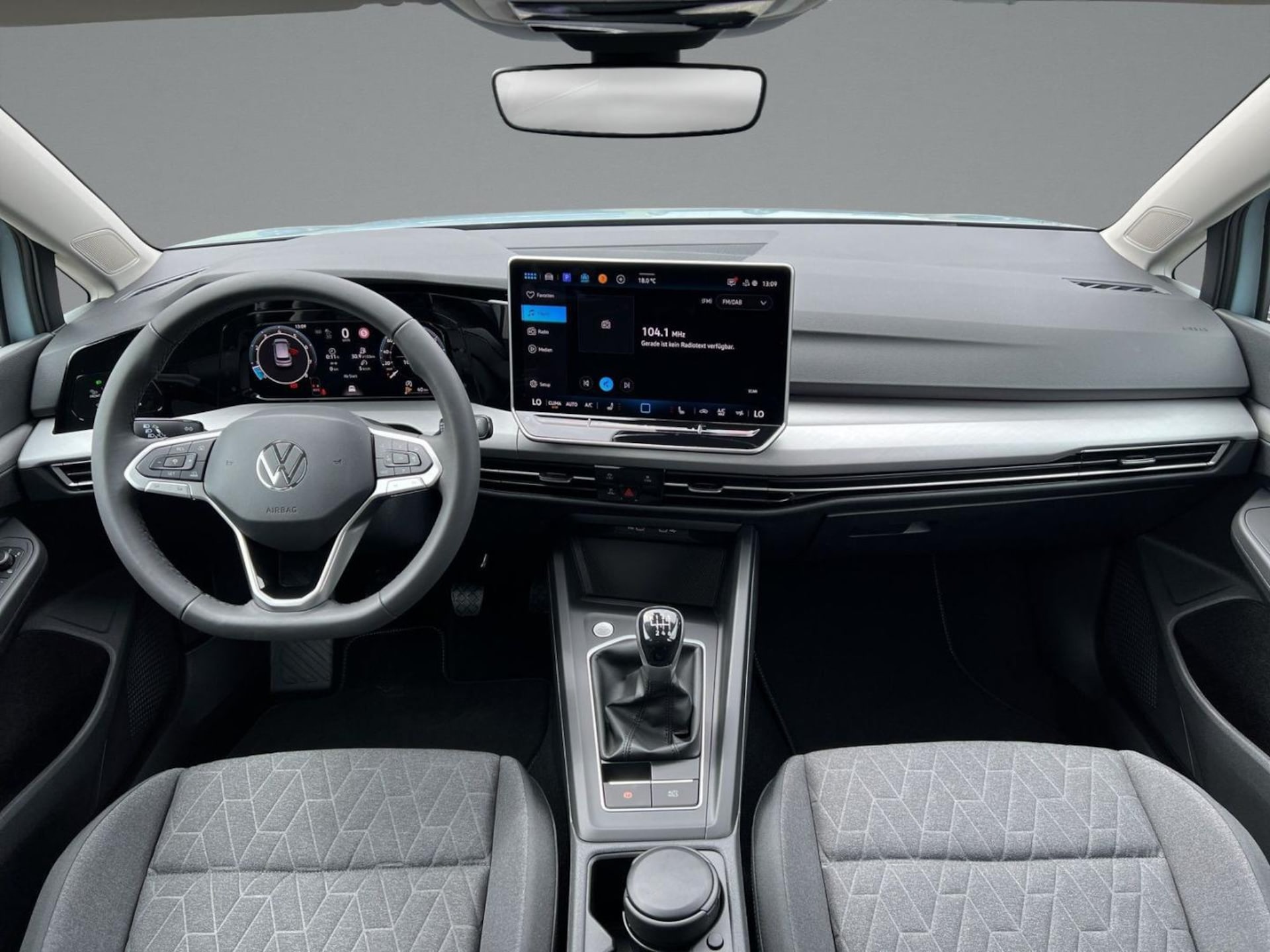 Volkswagen Golf Life