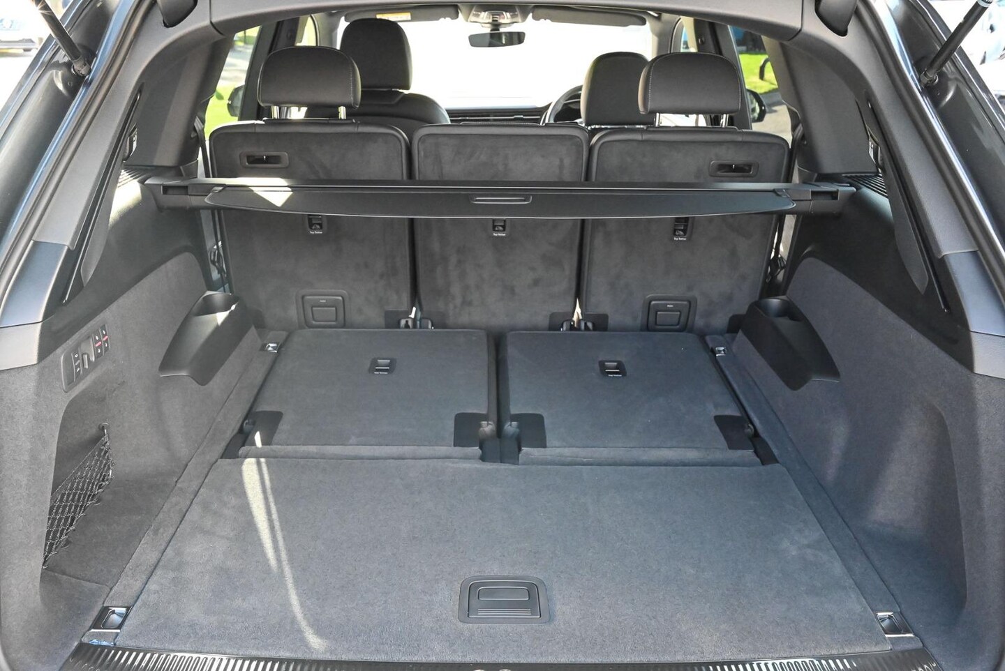 Image about Audi Q7 SUV Q7 S line TDI quattro tiptronic