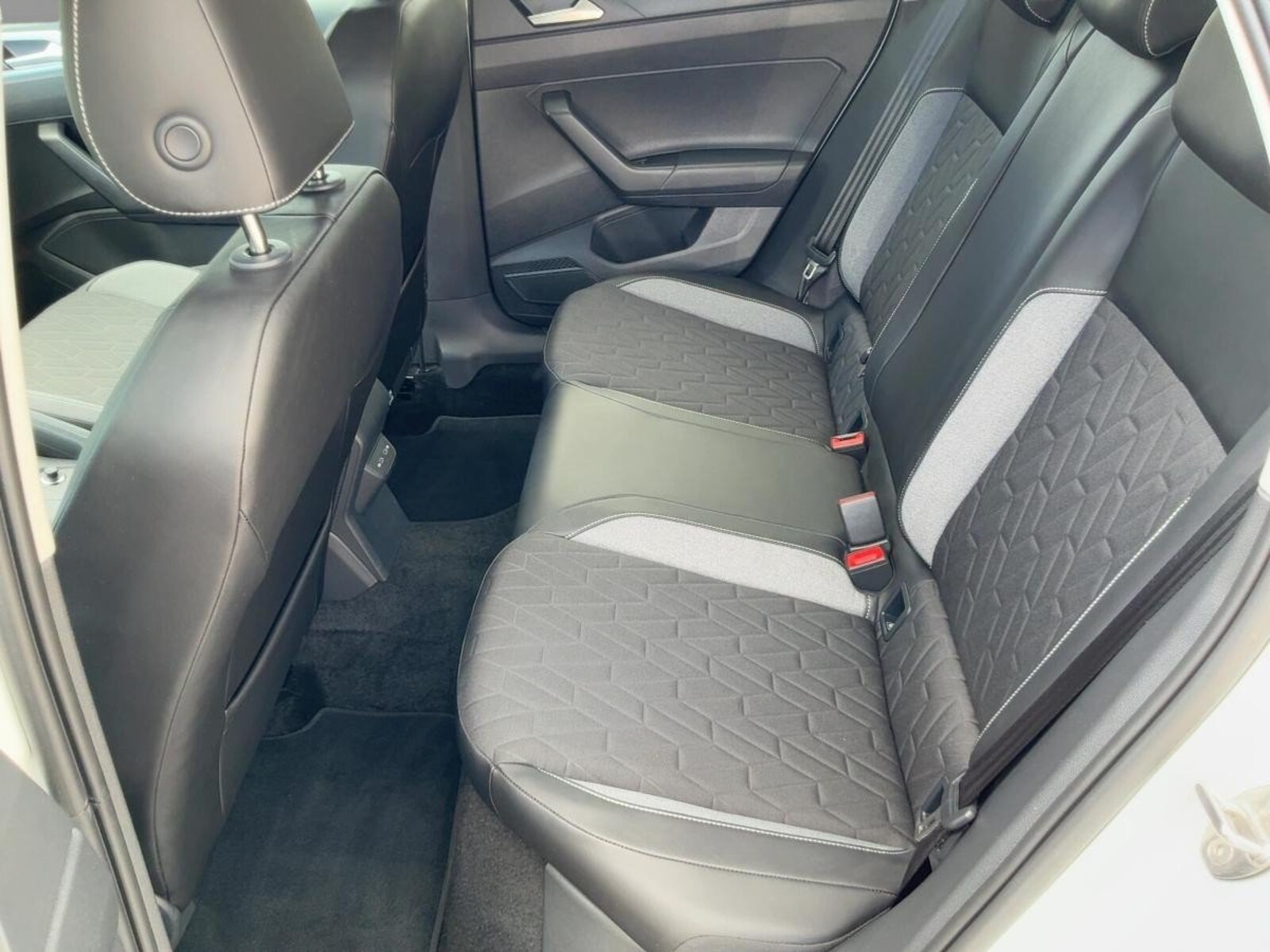 Volkswagen Polo – Bild 8