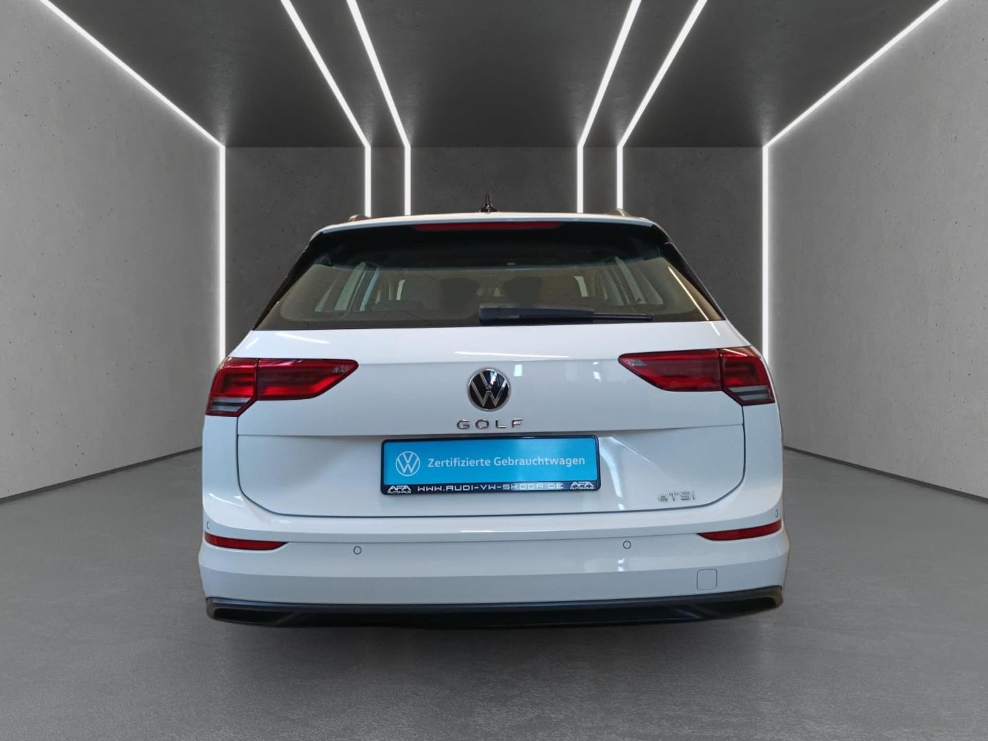 Volkswagen Golf Variant Life