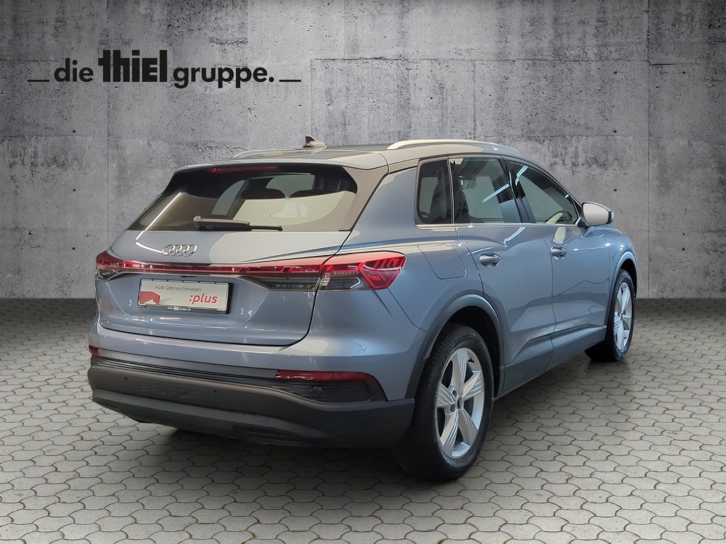 Bild über Audi Q4 e-tron 45 e-tron - für weitere Informationen kontaktieren Sie den Audi Partner
