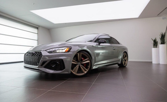 Image de {{modelName}} 2024 Audi RS5 Coupé 