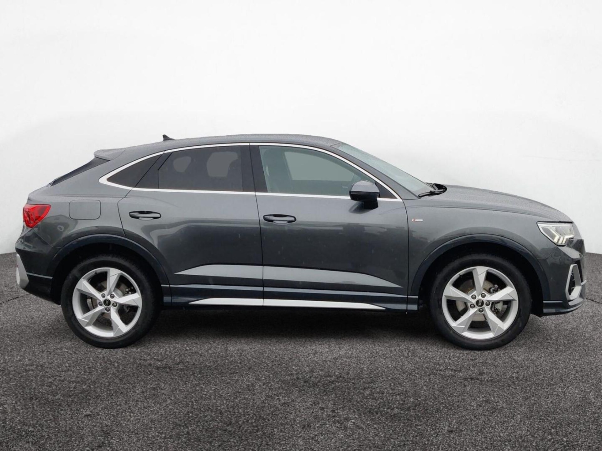 Audi Q3 Sportback S line