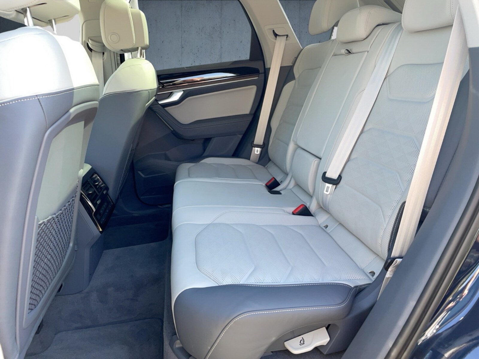 Volkswagen Touareg – Bild 13