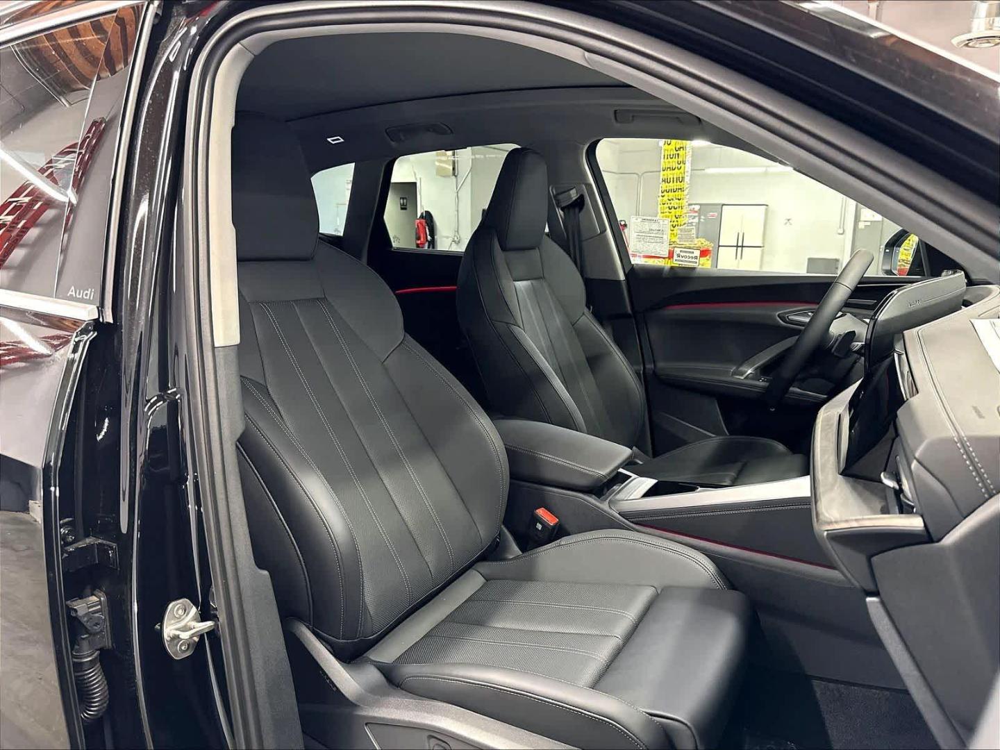 2025 Audi Q5 Premium Plus - Photo 23
