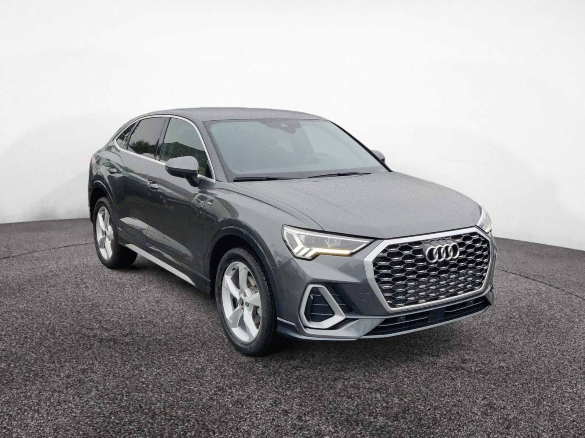 Audi Q3 Sportback S line