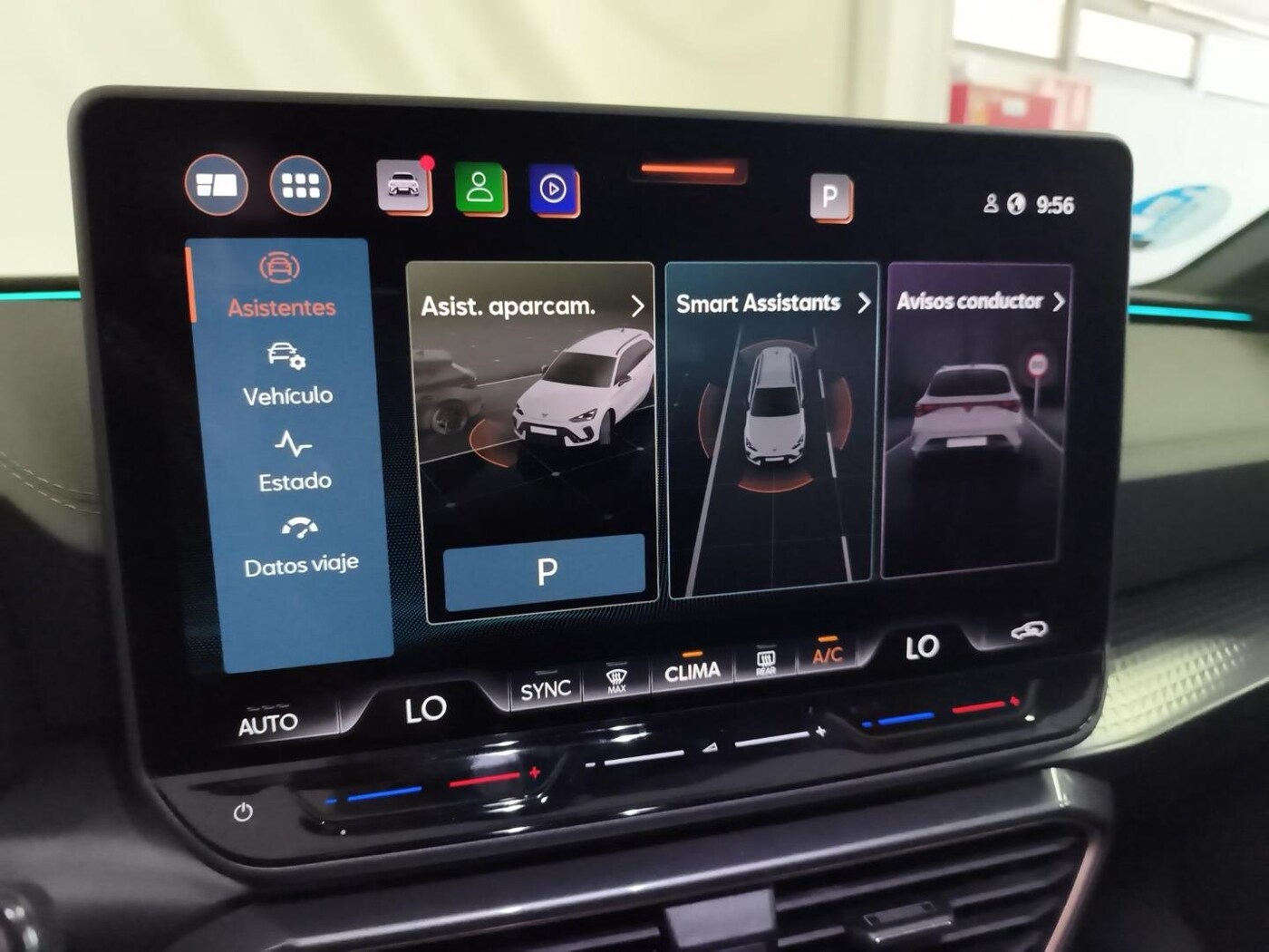 CUPRA Leon Sportstourer 1.5 eTSI DSG 110 kW (150 CV) — photo 16