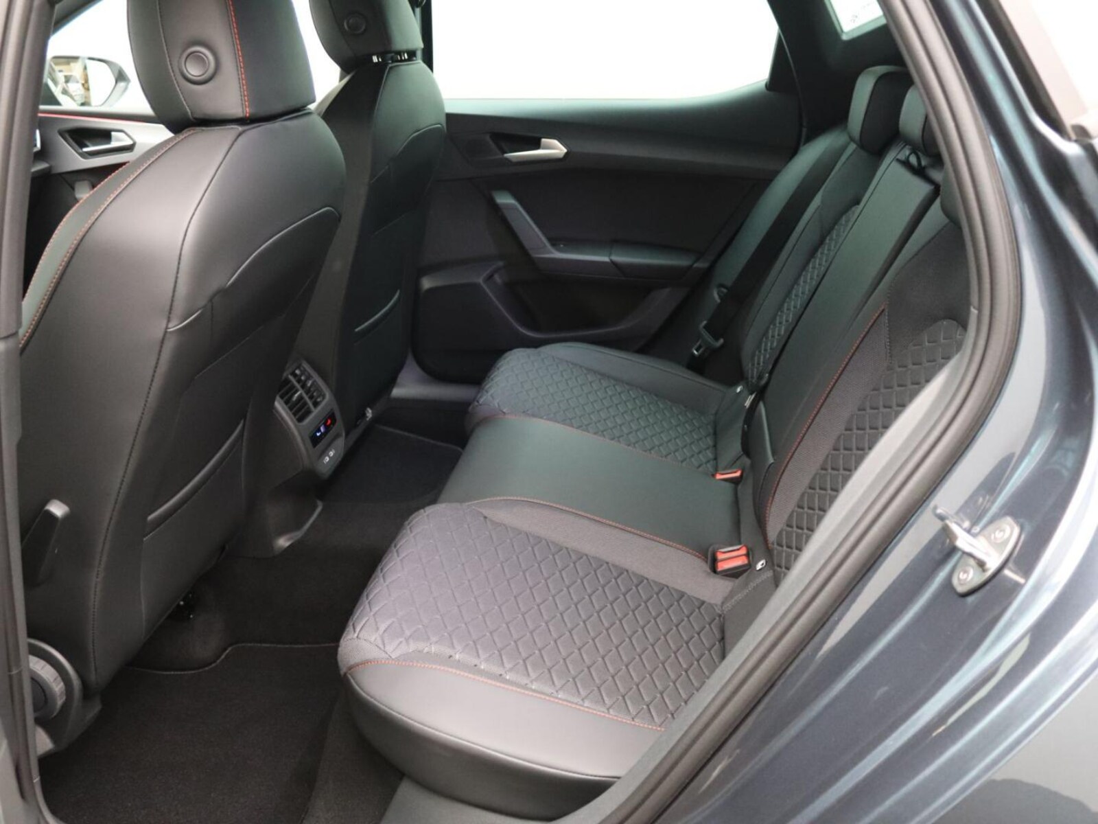SEAT Leon – Bild 10