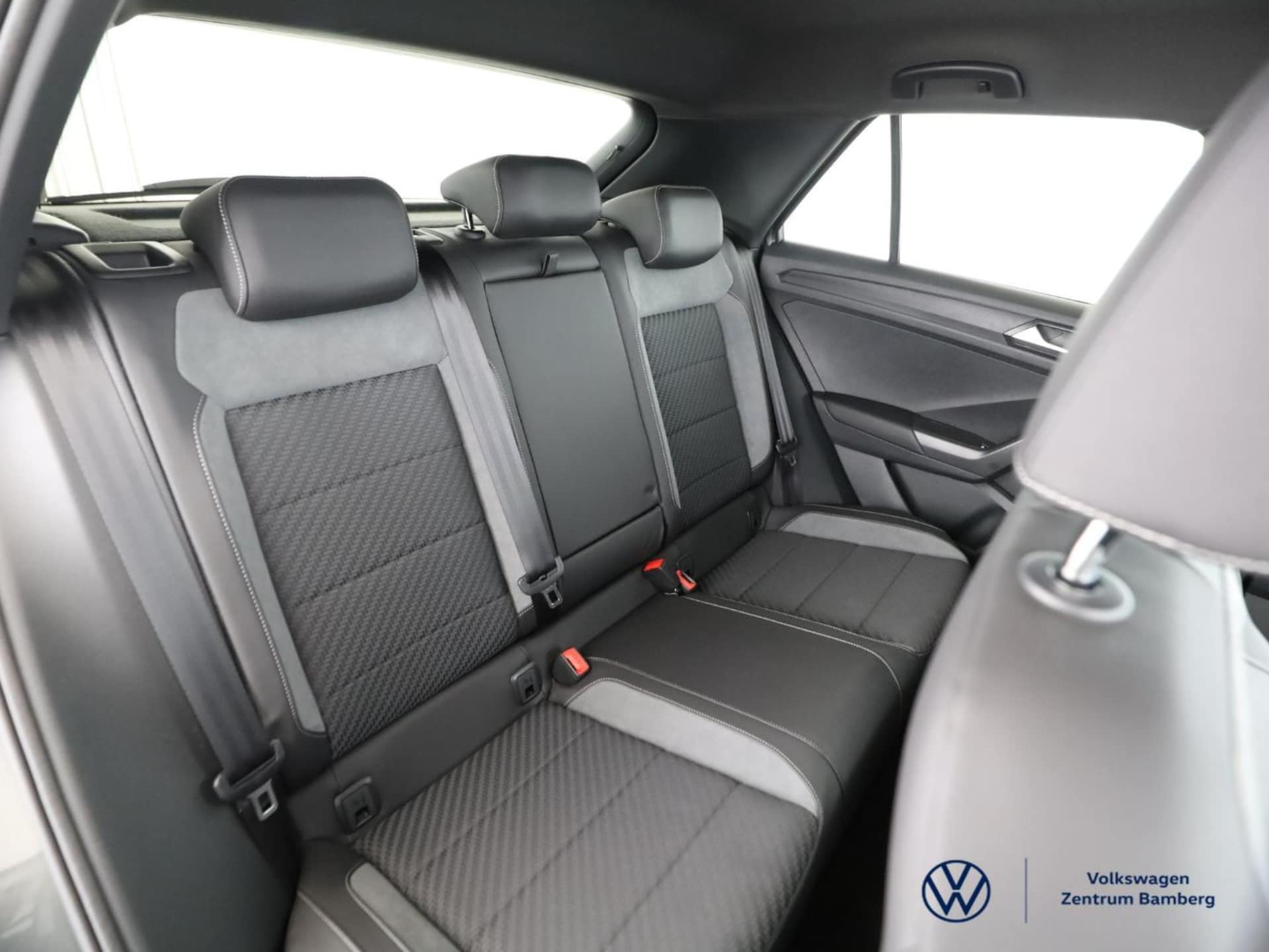 Volkswagen T-Roc Sport