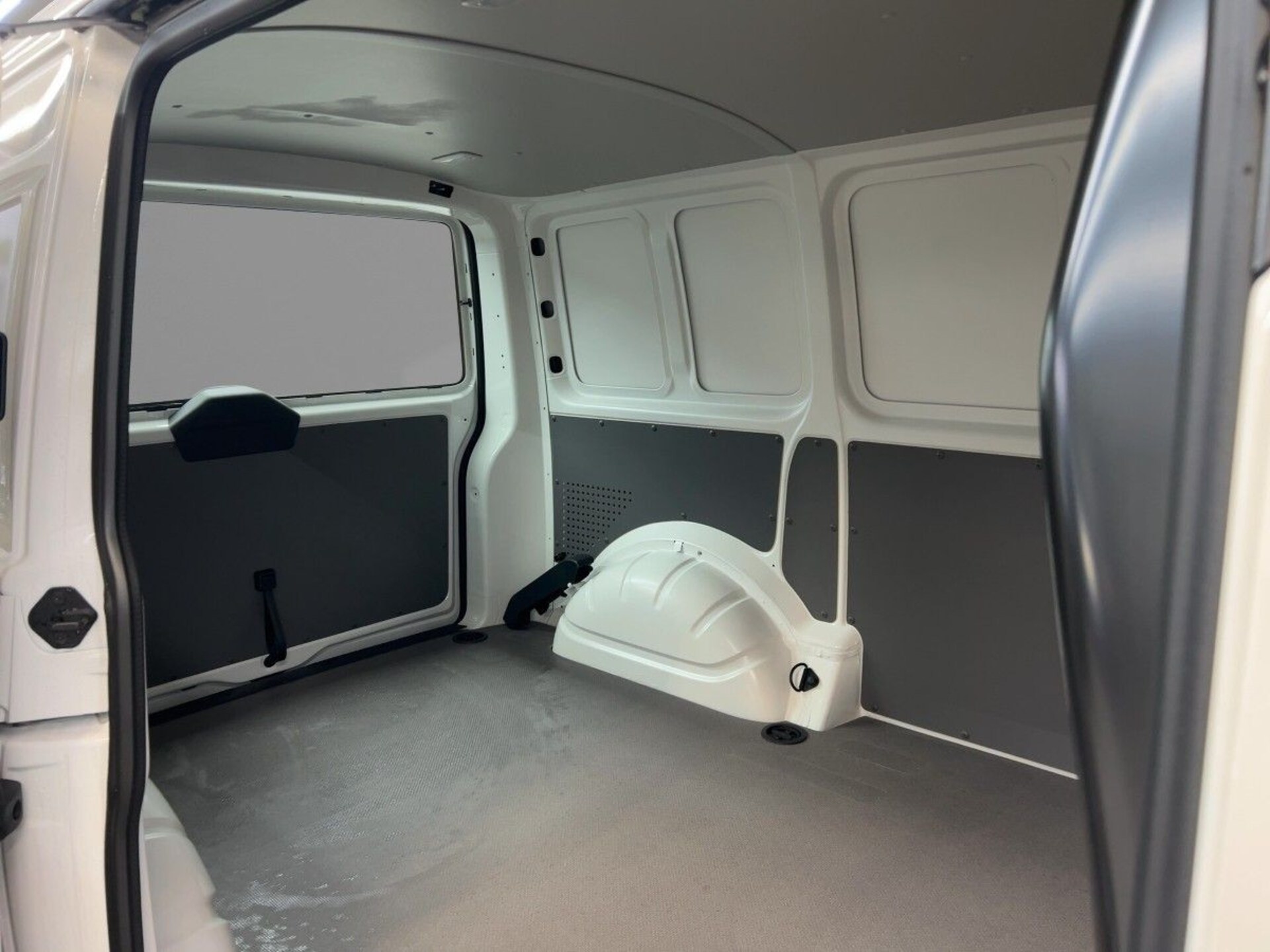Volkswagen T6.1 Transporter Kasten kurzer Radstand
