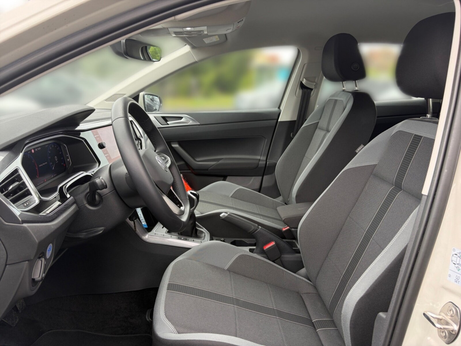 Volkswagen Polo – Bild 9