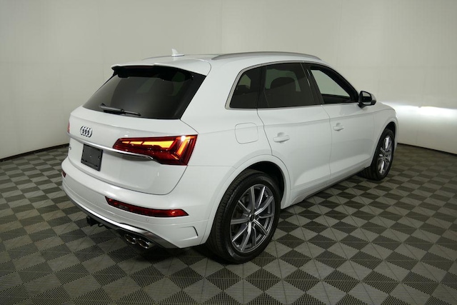 2022 Audi SQ5