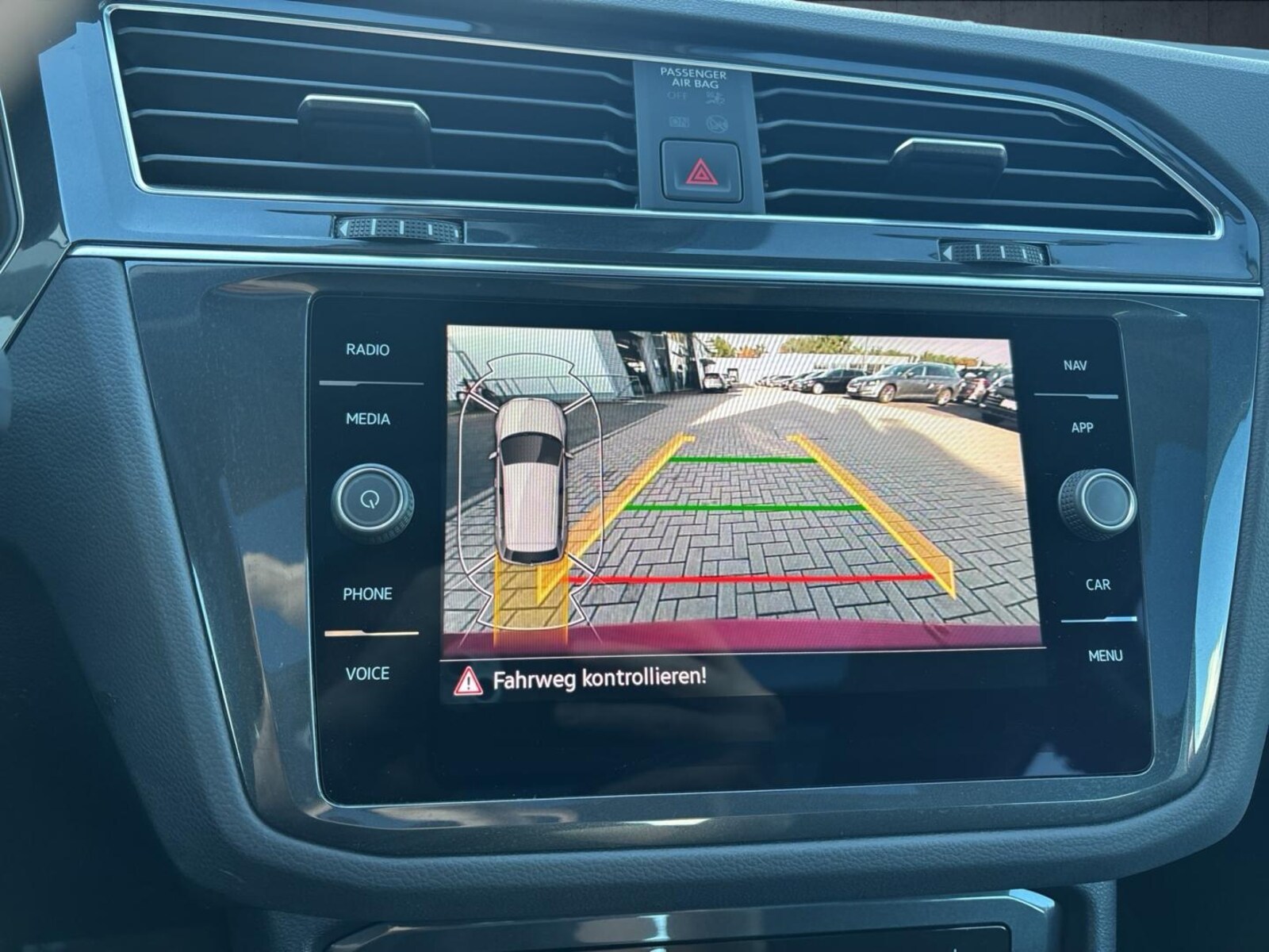 Volkswagen Tiguan – Bild 17
