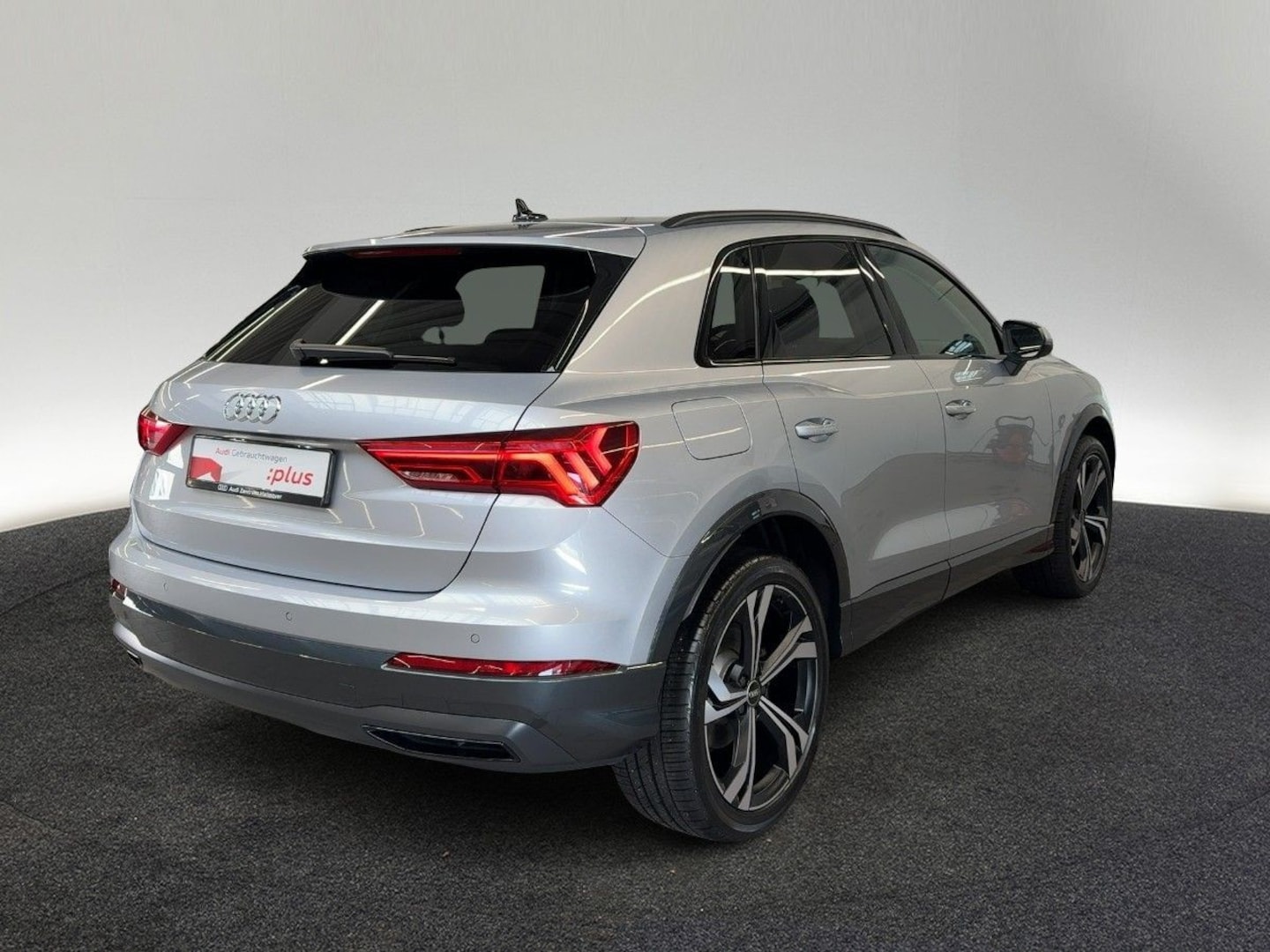 Bild über Audi Q3 TFSI 110 kW S tronic - für weitere Informationen kontaktieren Sie den Audi Partner
