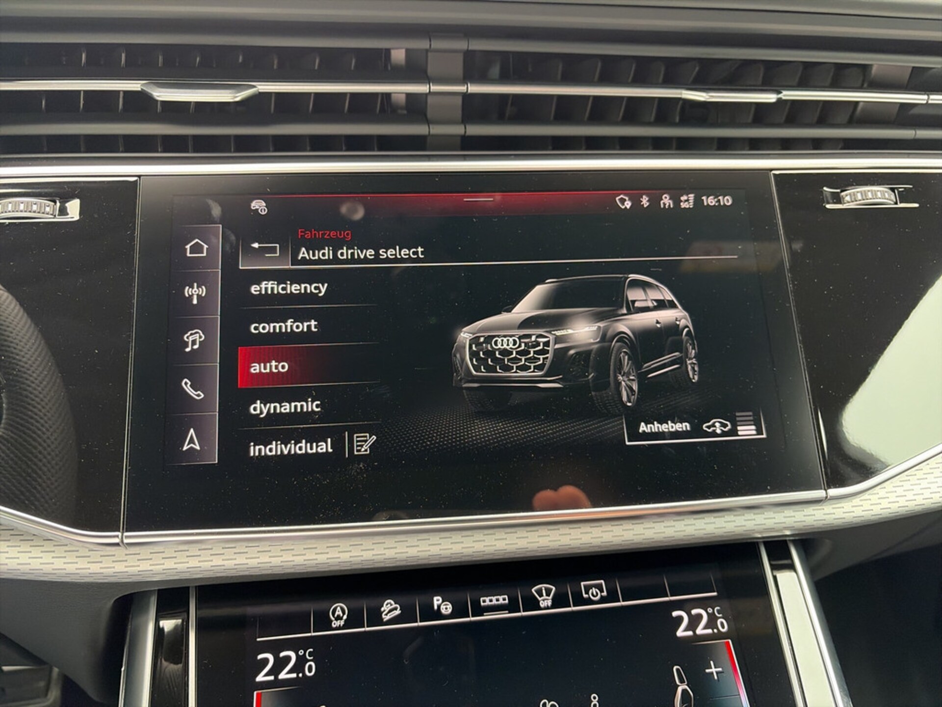 Audi SQ7 SUV