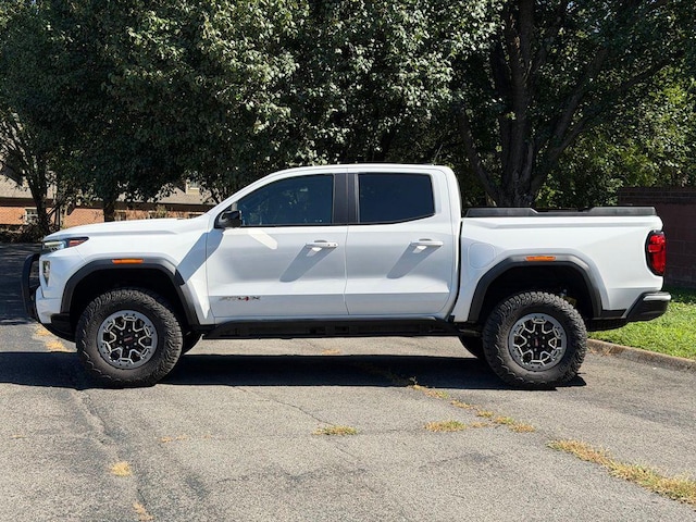 2023 GMC Canyon