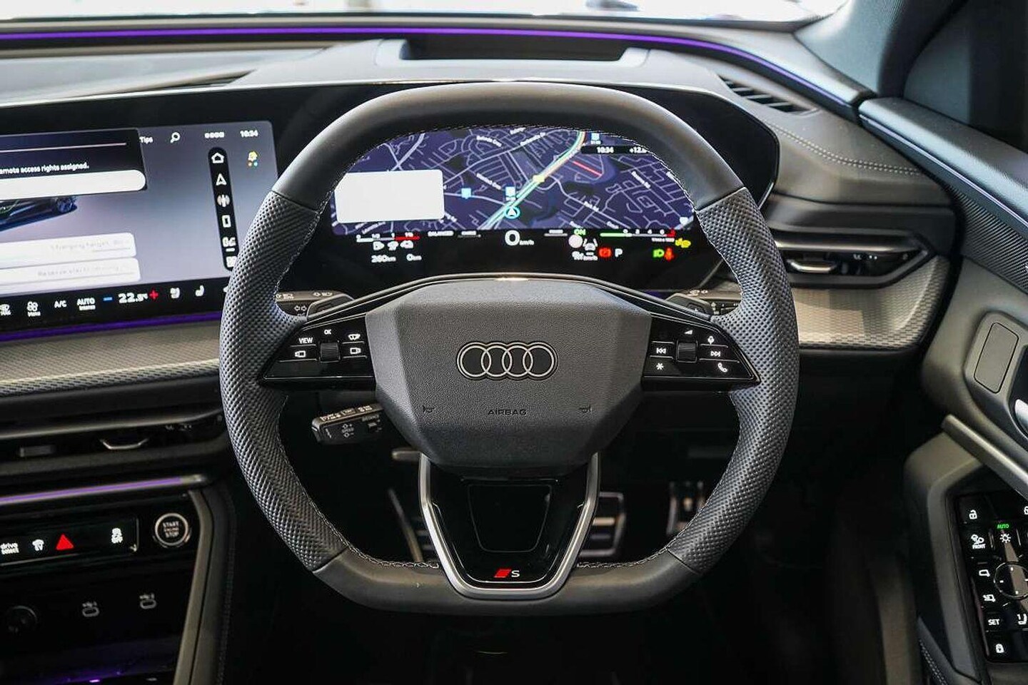 Image about Audi Q5 SUV e-hybrid quattro S tronic
