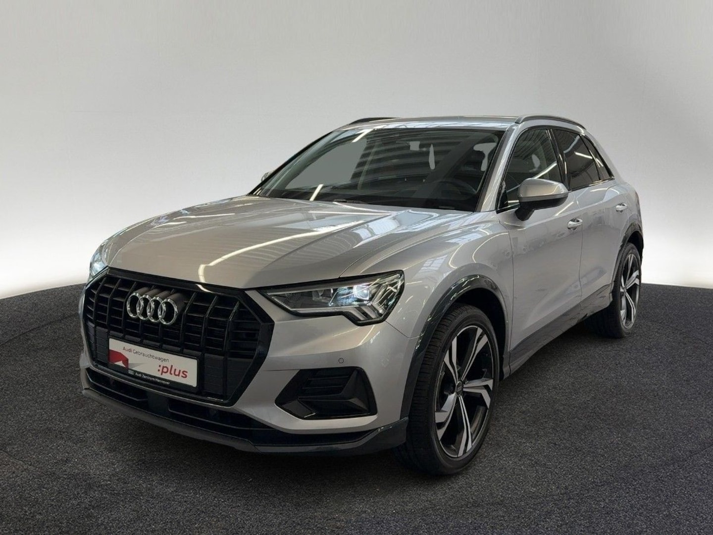 Bild über Audi Q3 TFSI 110 kW S tronic - für weitere Informationen kontaktieren Sie den Audi Partner