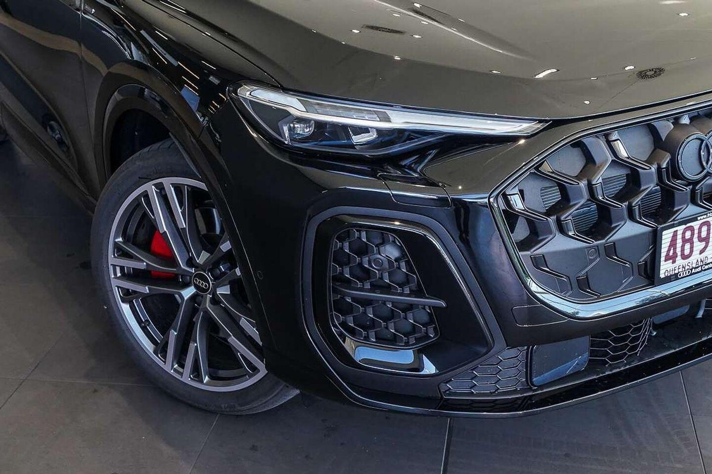 Image about Audi Q5 SUV e-hybrid quattro S tronic