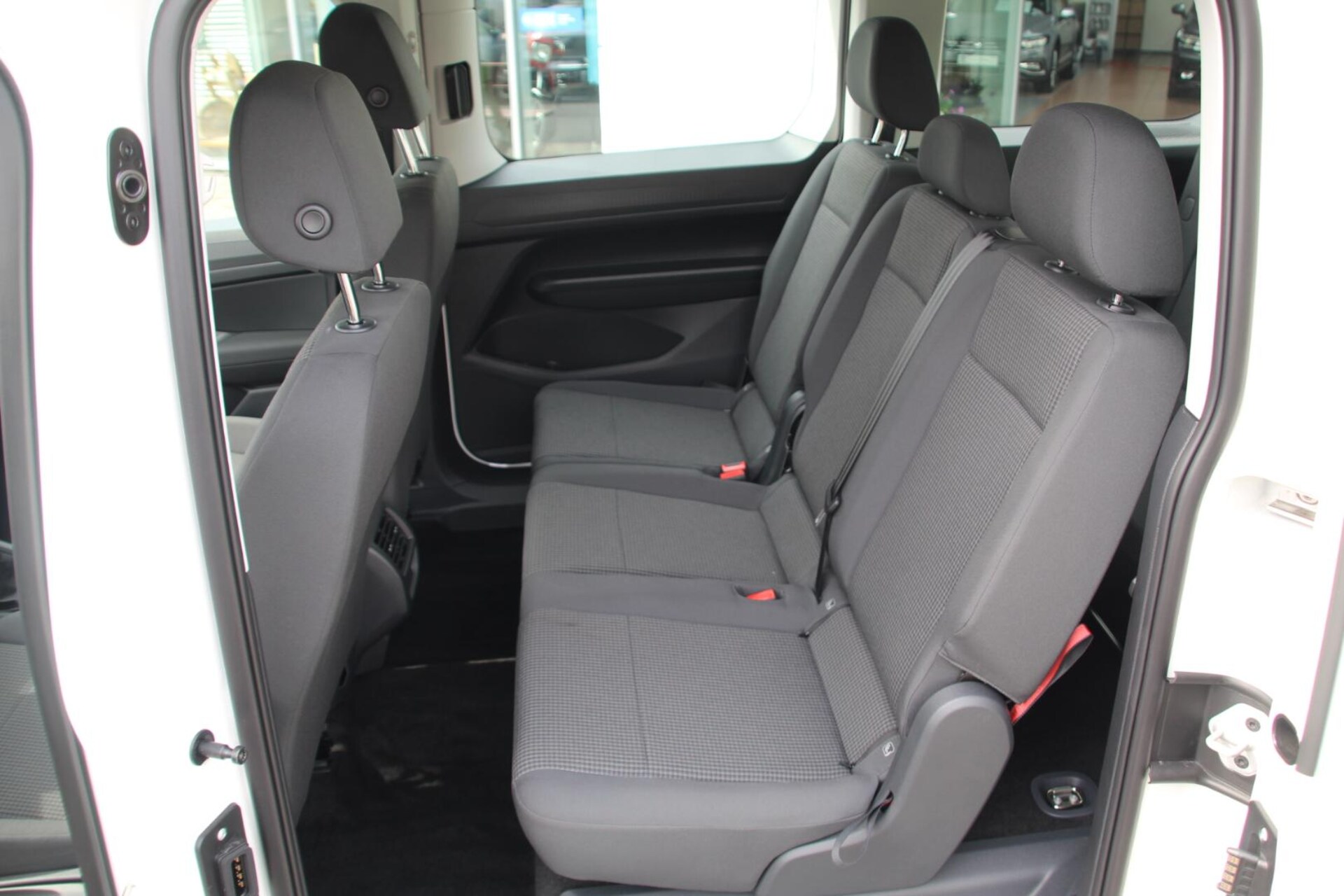 Volkswagen Caddy Maxi Basis-Modell