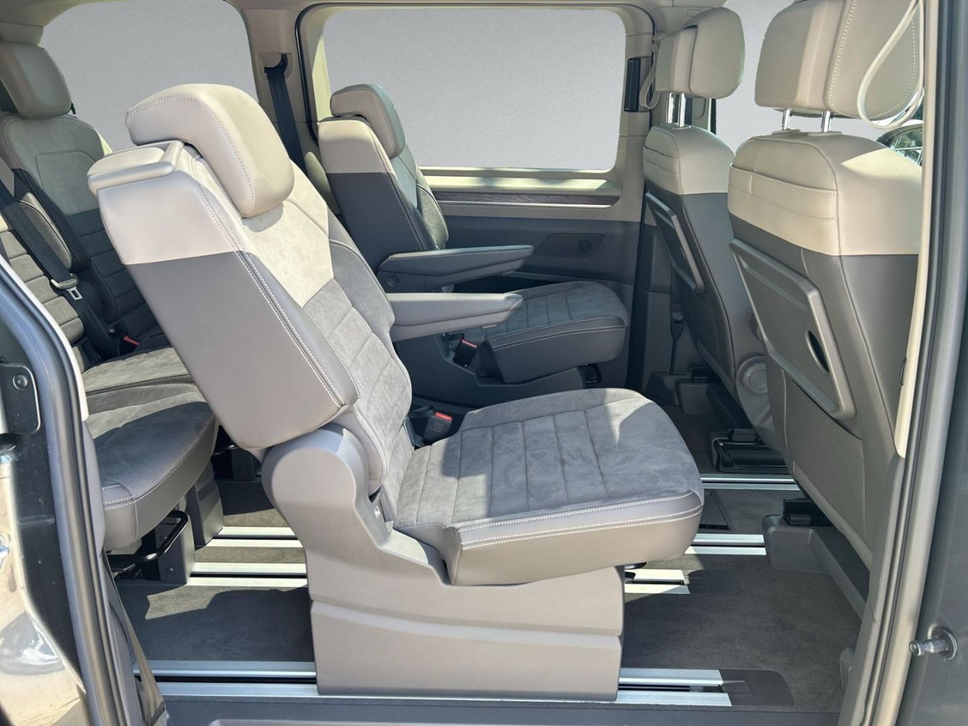 Volkswagen Multivan Style
