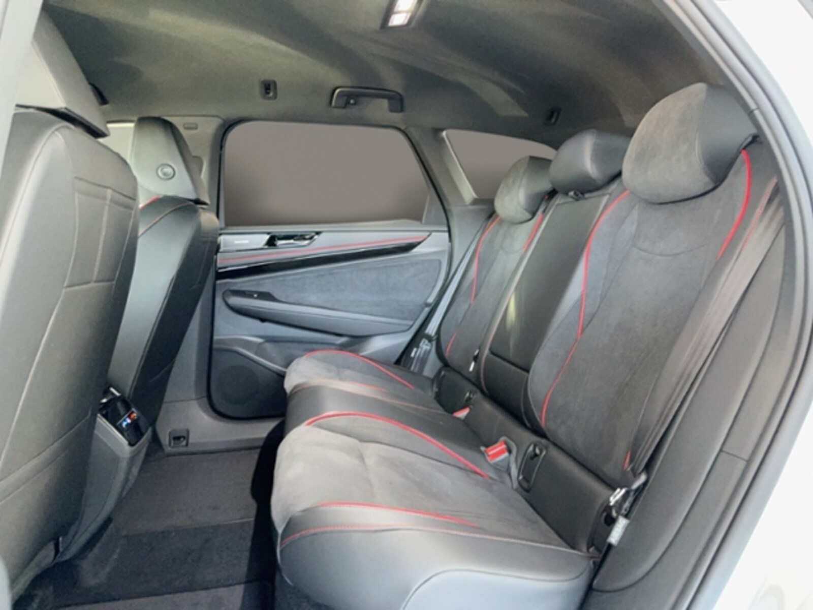 Volkswagen ID.7 Tourer – Bild 10
