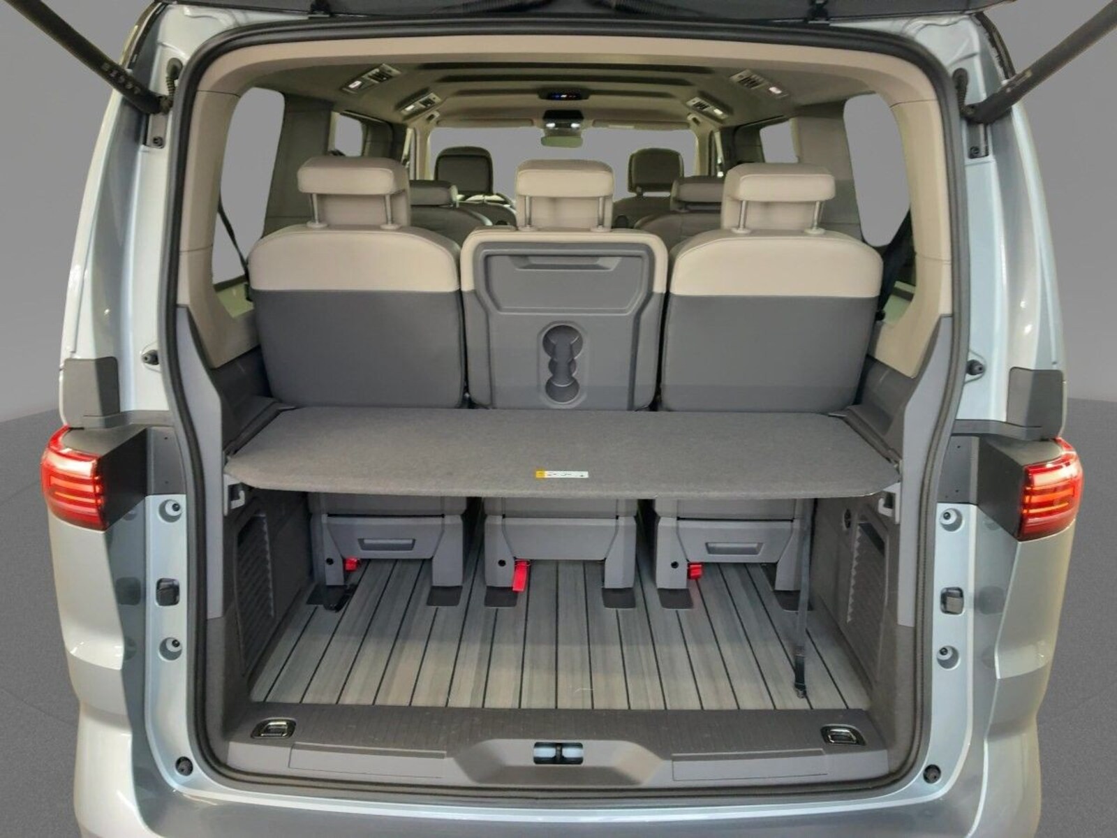 Volkswagen Multivan Langversion – Bild 12
