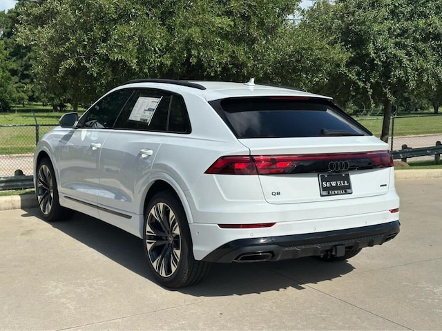 2026 Audi Q8