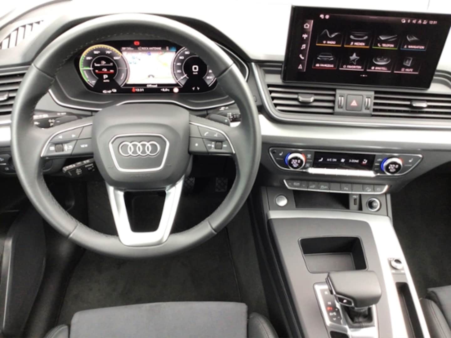 Bild über Audi Q5 TFSI e 50 TFSI e quattro S tronic - für weitere Informationen kontaktieren Sie den Audi Partner