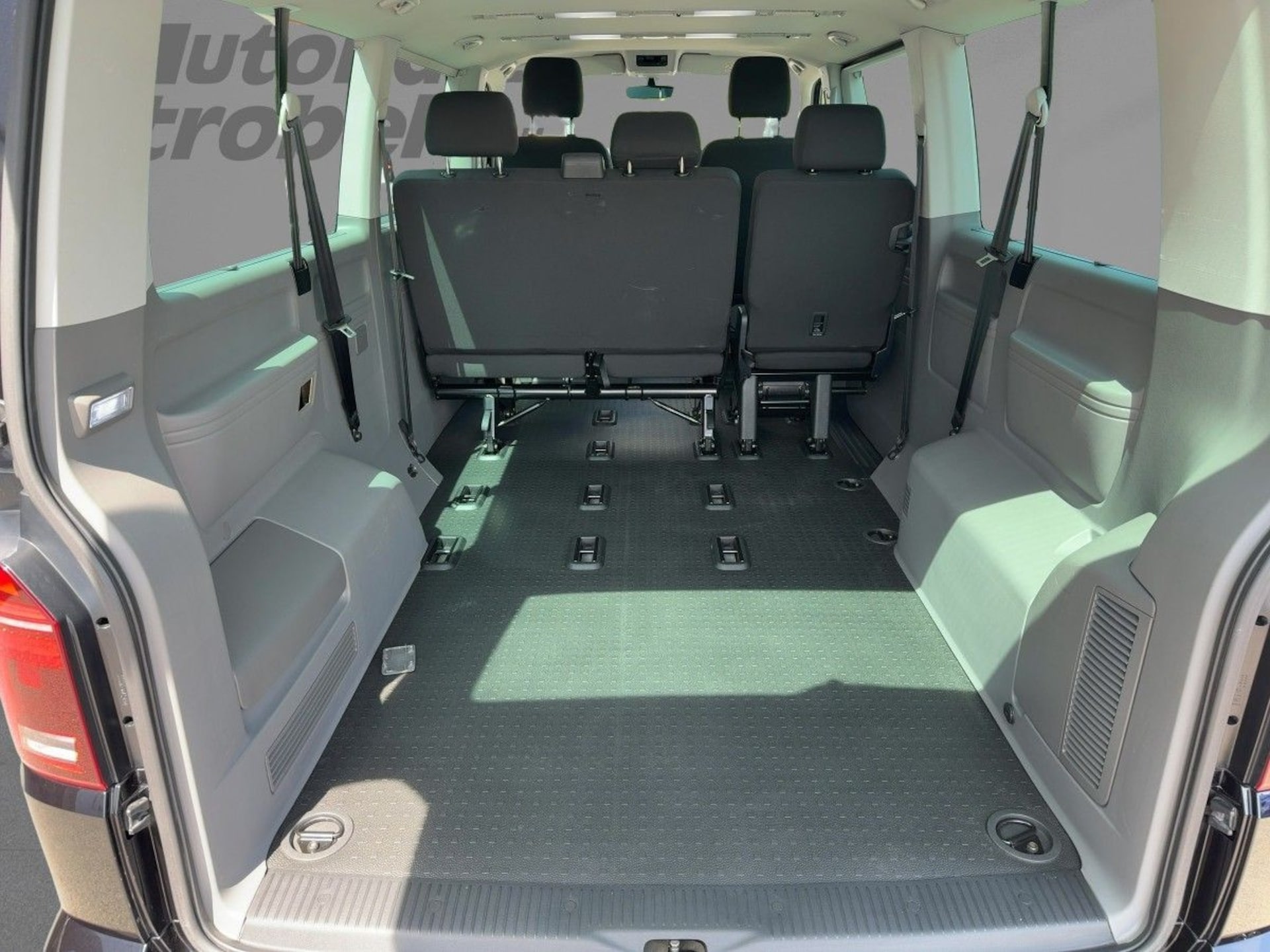 Volkswagen T6.1 Caravelle langer Radstand Comfortline