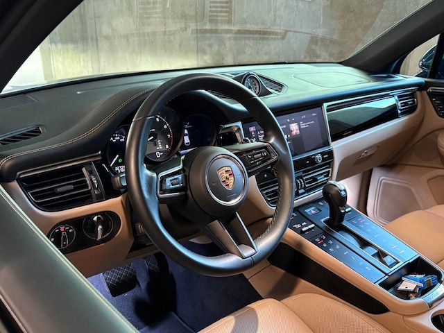 2023 Porsche Macan