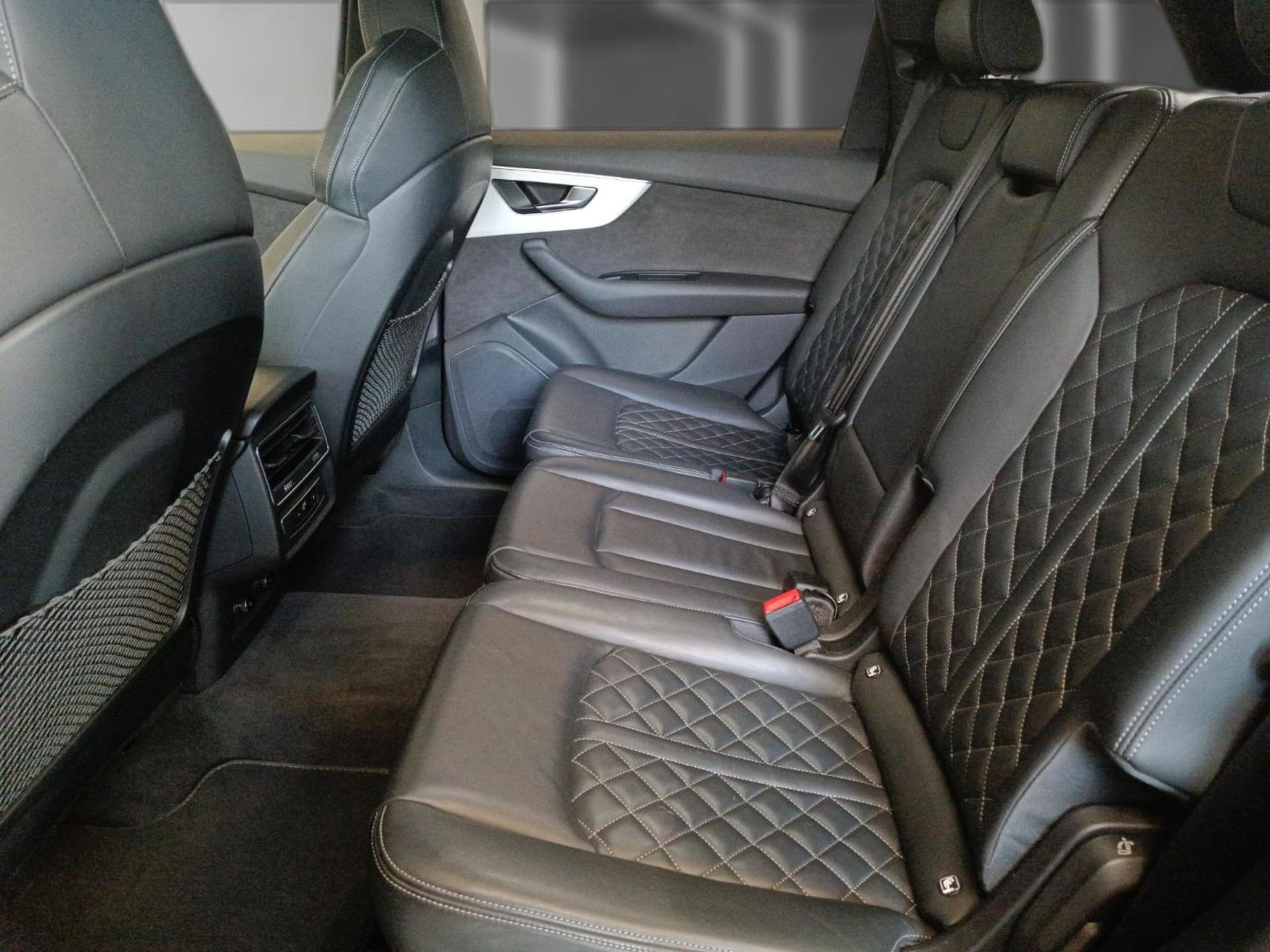 Audi Q7 SUV TFSI e S line